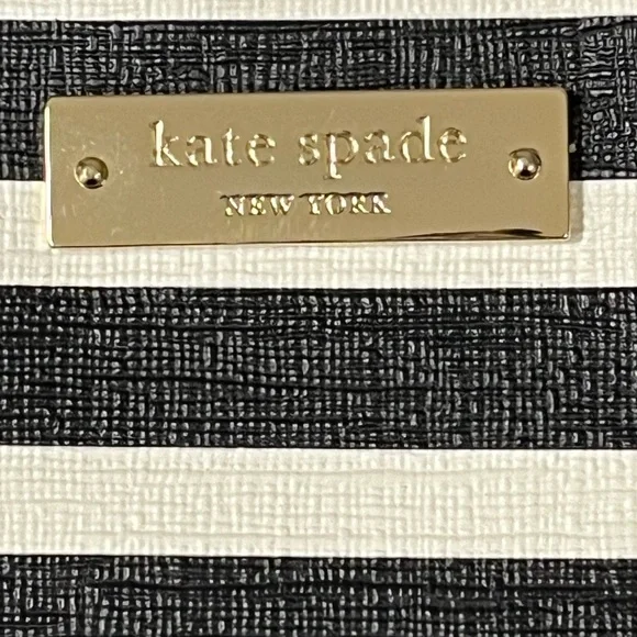 Kate Spade black and white Zip Sleeve for laptops or tablets - Picture 2 of 9